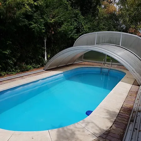 Feriehus - Jr. Poolparty Velence