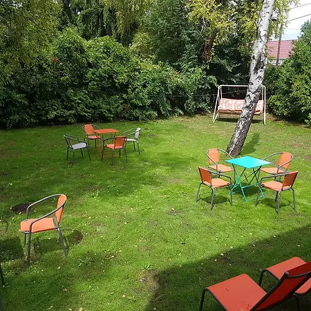 - Jr. Poolparty Feriehus Velence